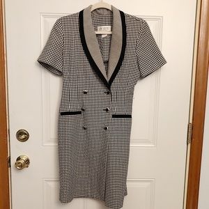 Petite Sophisticate Vintage Dress